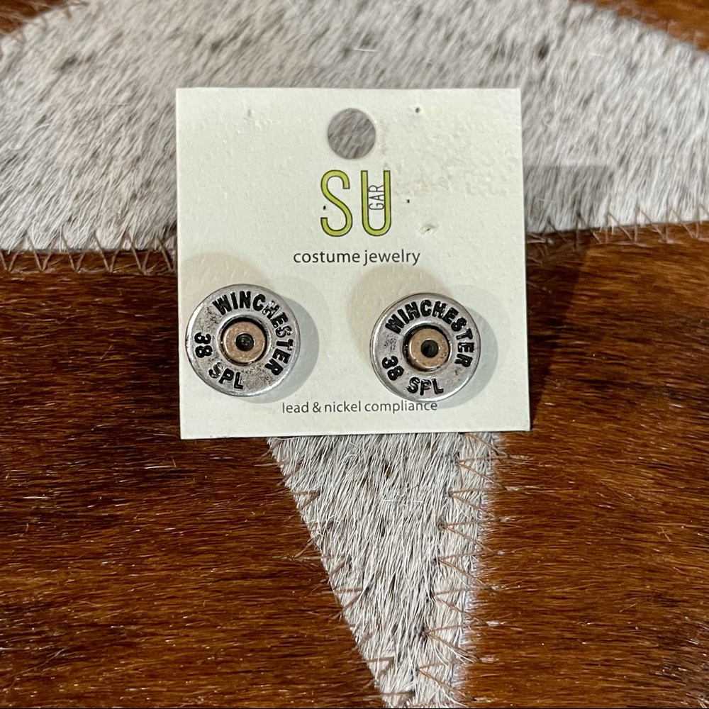 Winchester Earrings - Picture 3 of 3